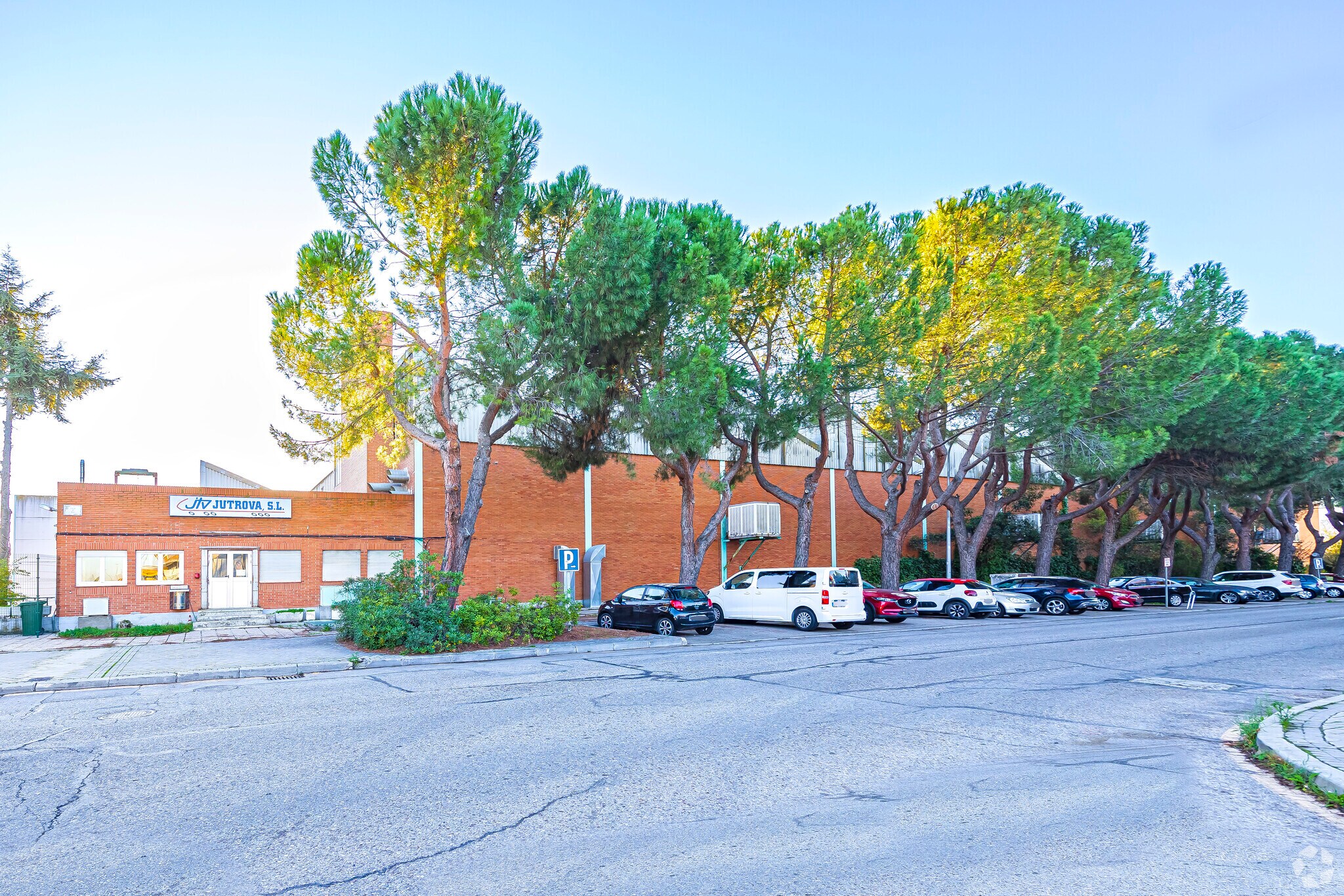 Industrial in Pinto, Madrid for lease Building Photo- Image 1 of 2