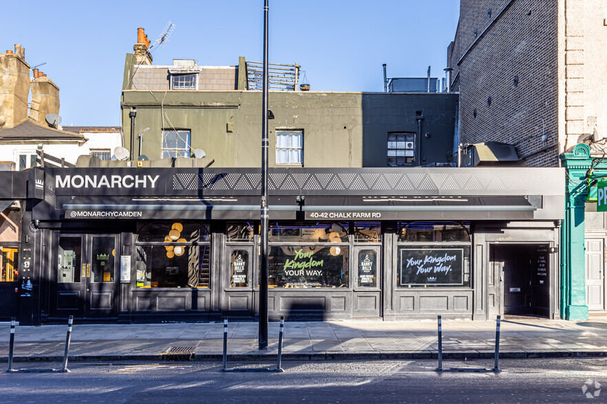 40-42 Chalk Farm Rd, London for lease - Building Photo - Image 3 of 3