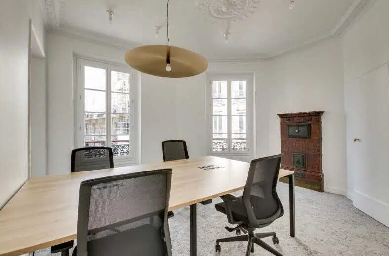 Coworking Space in Paris for lease Interior Photo- Image 1 of 5