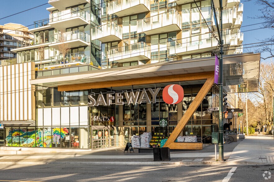 1641 Davie St, Vancouver, BC for sale - Primary Photo - Image 1 of 1
