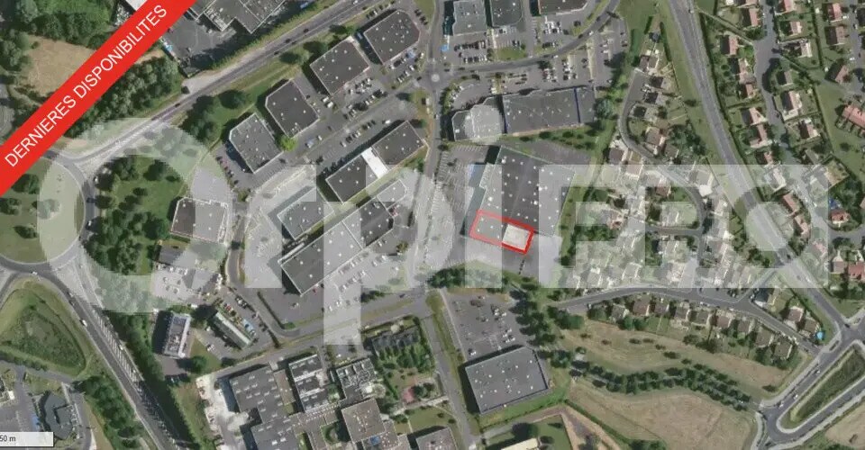 Retail in Soissons for lease - Building Photo - Image 2 of 13