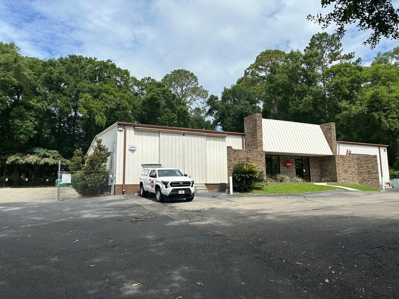 4800 Woodlane Cir, Tallahassee, FL for lease - Building Photo - Image 1 of 6