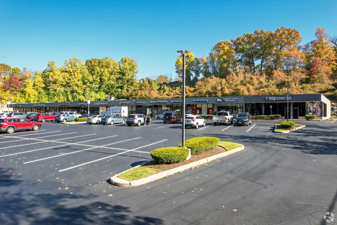 915935 Saw Mill River Rd, Ardsley, NY 10502