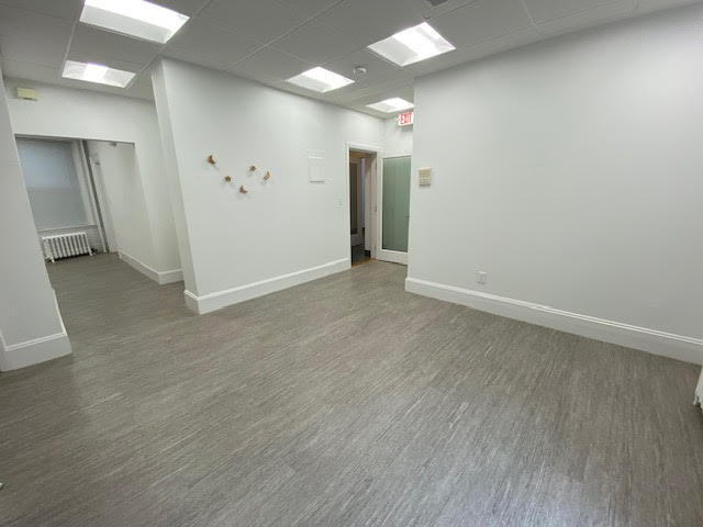 229-235 Harvard St, Brookline, MA for lease - Interior Photo - Image 2 of 34