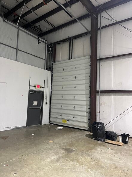 1075 Delsea Dr, Westville, NJ for lease - Building Photo - Image 2 of 7