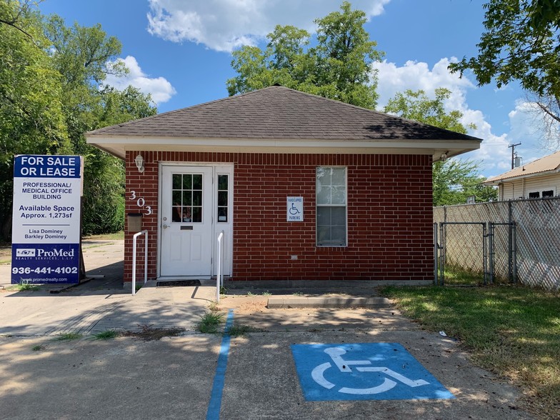 303 S Robb St, Trinity, TX for sale - Building Photo - Image 1 of 1