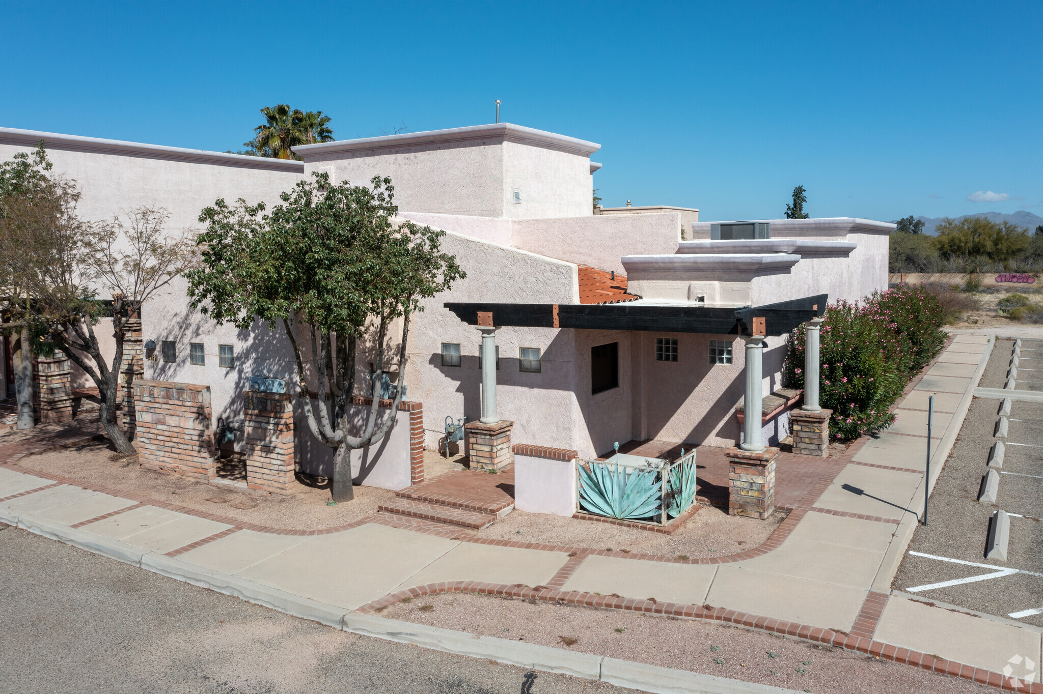 2252 W Magee Rd, Tucson, AZ for sale Primary Photo- Image 1 of 4