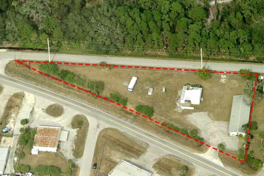 1426 Lake Dr, Cocoa, FL for sale - Primary Photo - Image 1 of 1