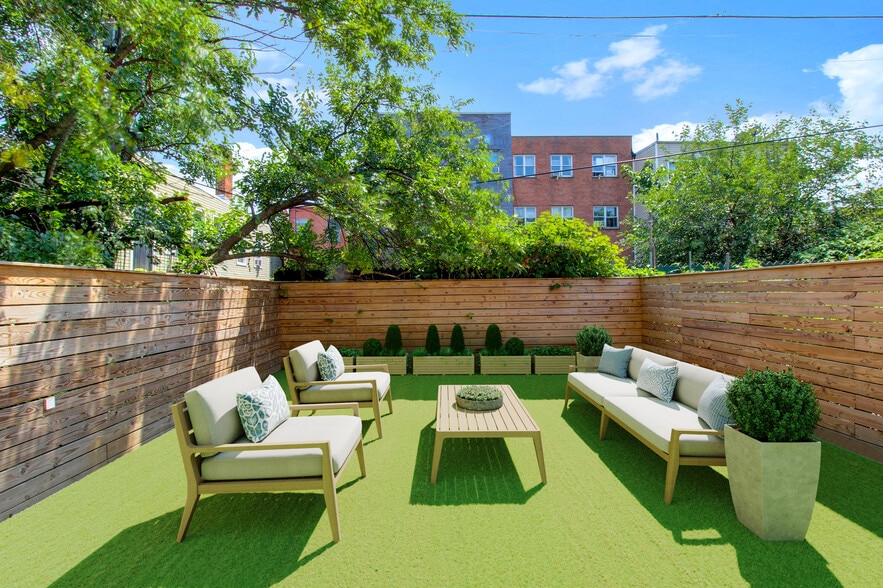 710 Hart St, Brooklyn, NY for sale - Building Photo - Image 2 of 6