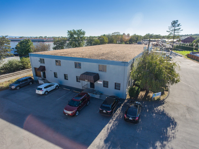 1154 Martinsburg Pike, Winchester, VA for lease - Building Photo - Image 1 of 7