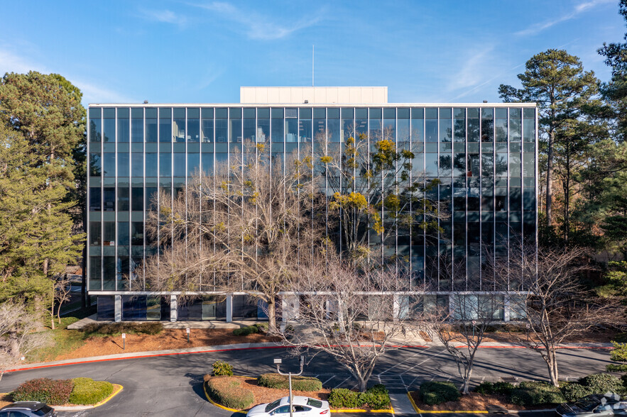 17 Executive Park Dr NE, Atlanta, GA for lease - Building Photo - Image 2 of 6