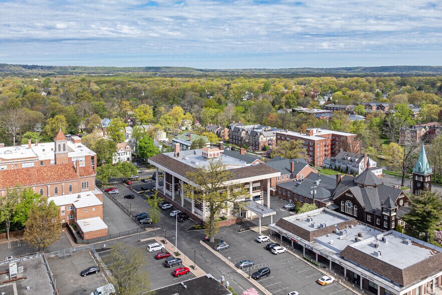 123 N Union Ave, Cranford, NJ for lease - Building Photo - Image 1 of 5