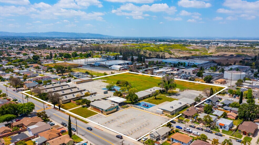 201 N Vernon Ave, Azusa, CA for sale - Aerial - Image 3 of 6