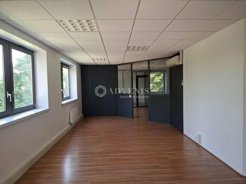 Office in Villers-lès-Nancy for lease - Interior Photo - Image 2 of 5