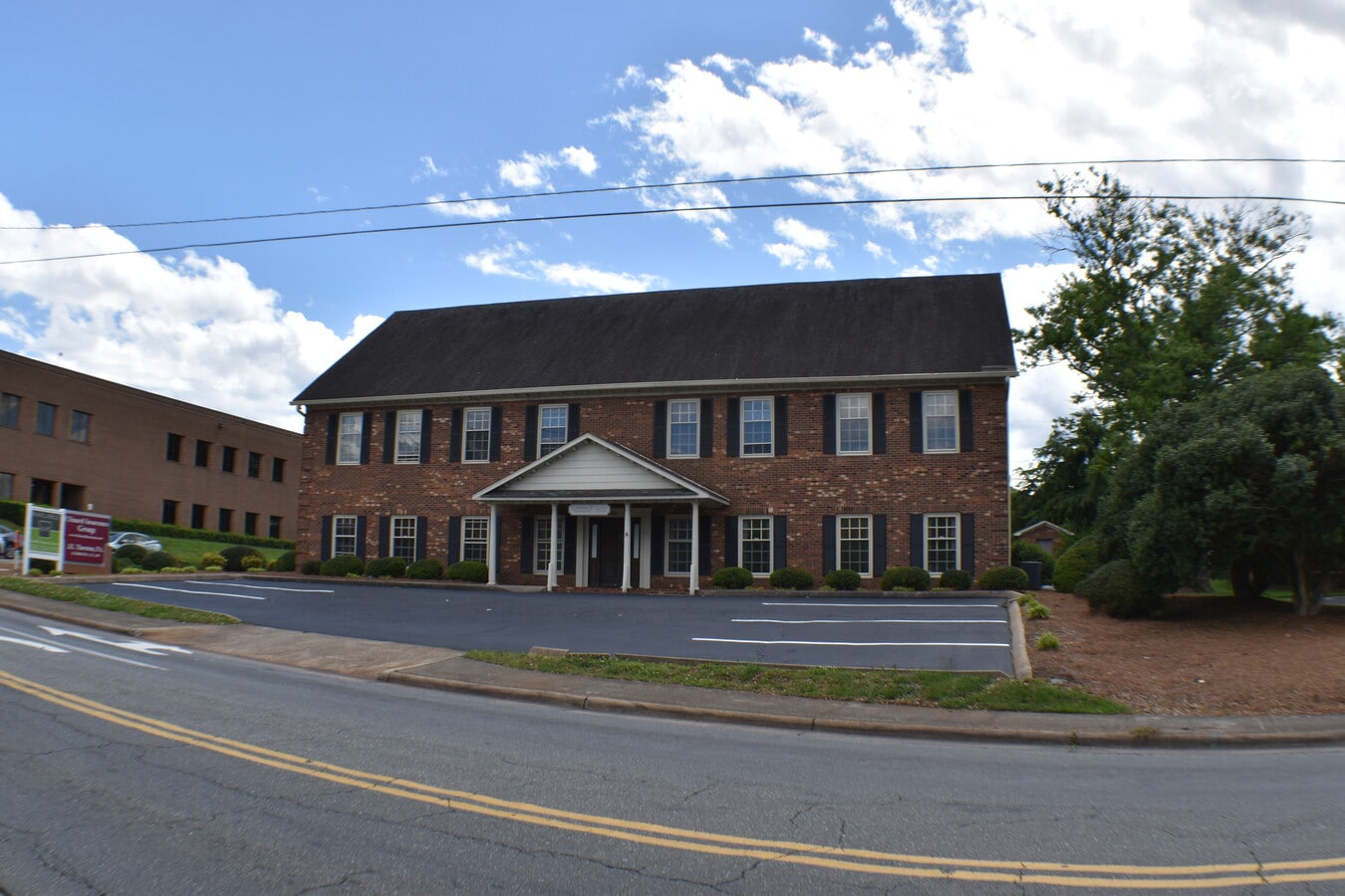 3400 Healy Dr, WinstonSalem, NC 27103