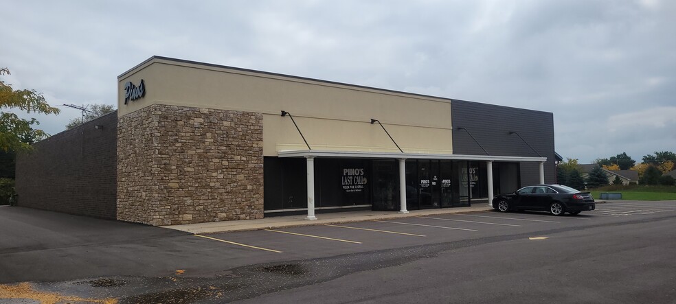 545 Kenosha Ave, Walworth, WI for lease - Building Photo - Image 1 of 4