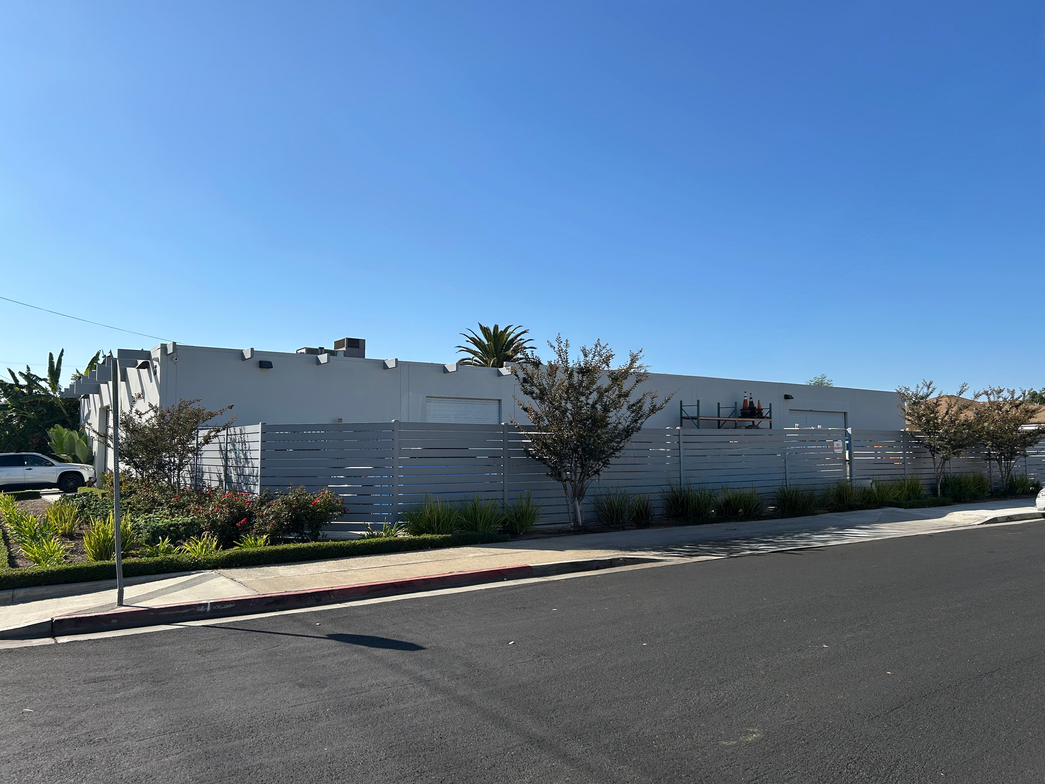 915 E Washington Ave, Santa Ana, CA for lease Building Photo- Image 1 of 5