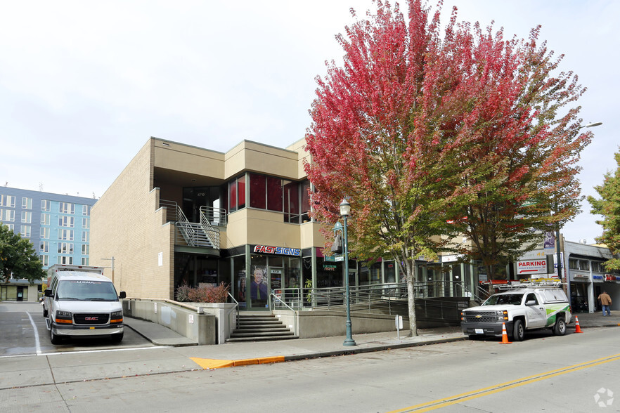 4719-4729 University Way NE, Seattle, WA for lease - Building Photo - Image 2 of 3