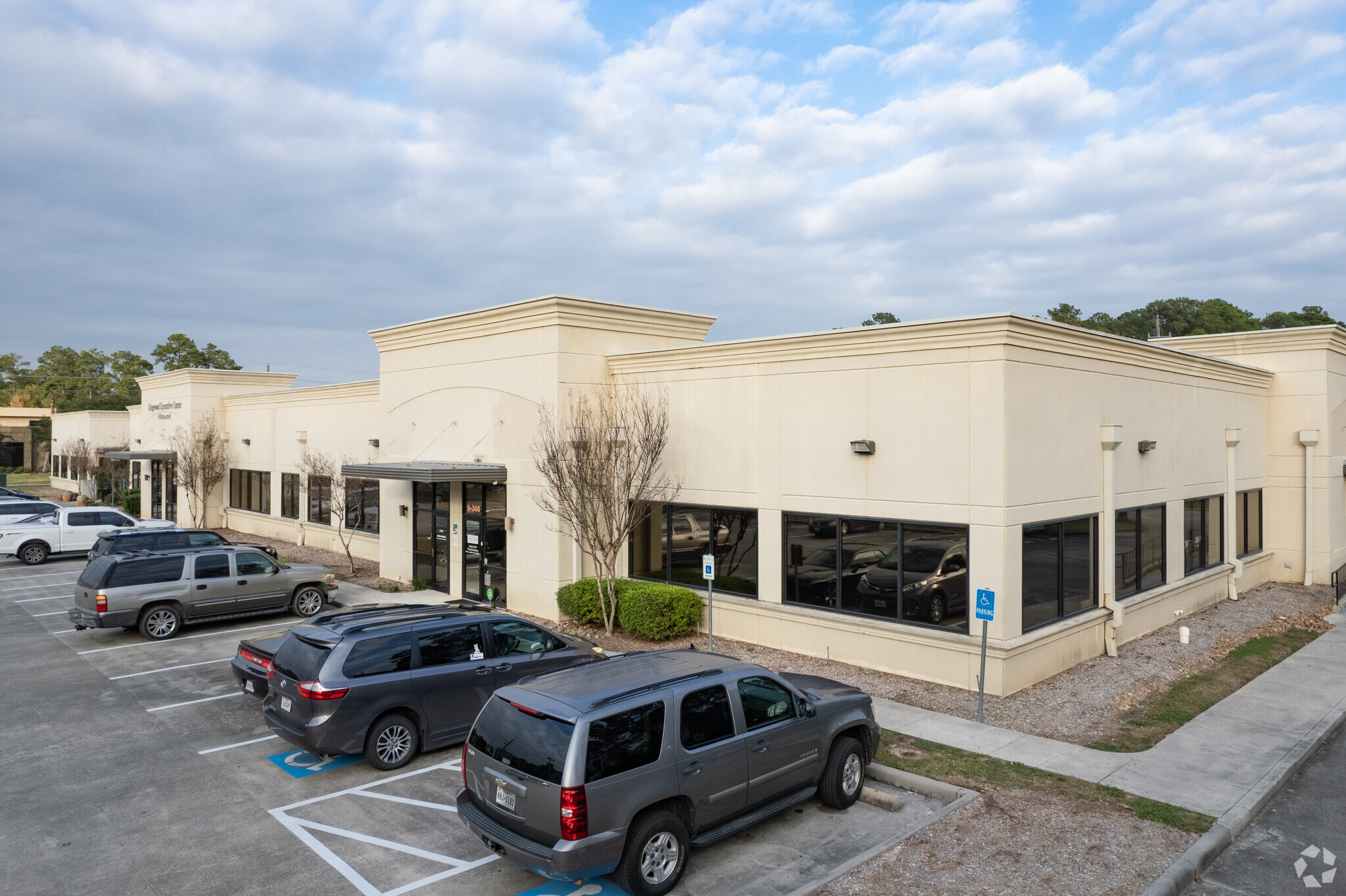 201 Kingwood Medical Dr, Kingwood, TX for lease Building Photo- Image 1 of 20