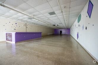 31070 Cortez Blvd, Brooksville, FL for lease Interior Photo- Image 1 of 7