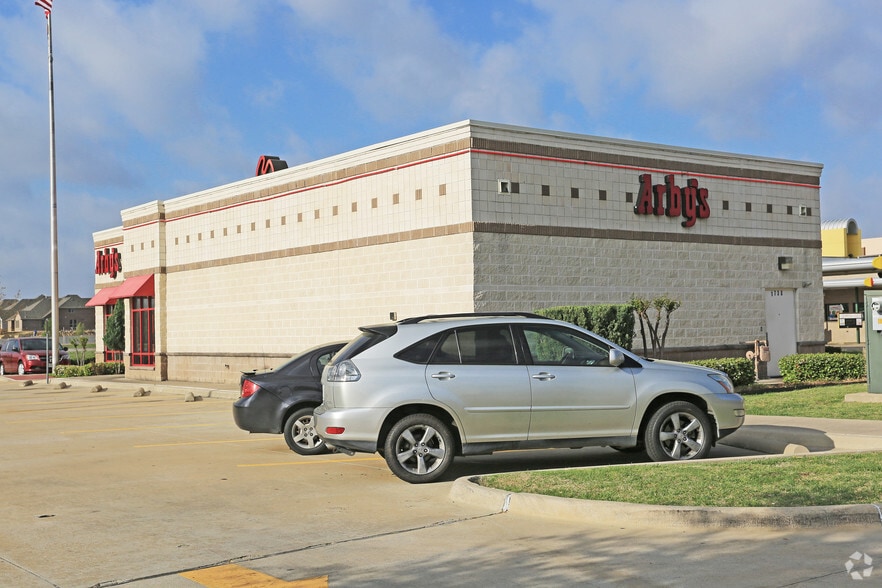 1730 Market Place Blvd, Irving, TX for lease - Building Photo - Image 2 of 6