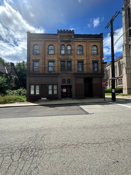 734-736 Franklin Ave, Pittsburgh, PA for lease - Building Photo - Image 1 of 3