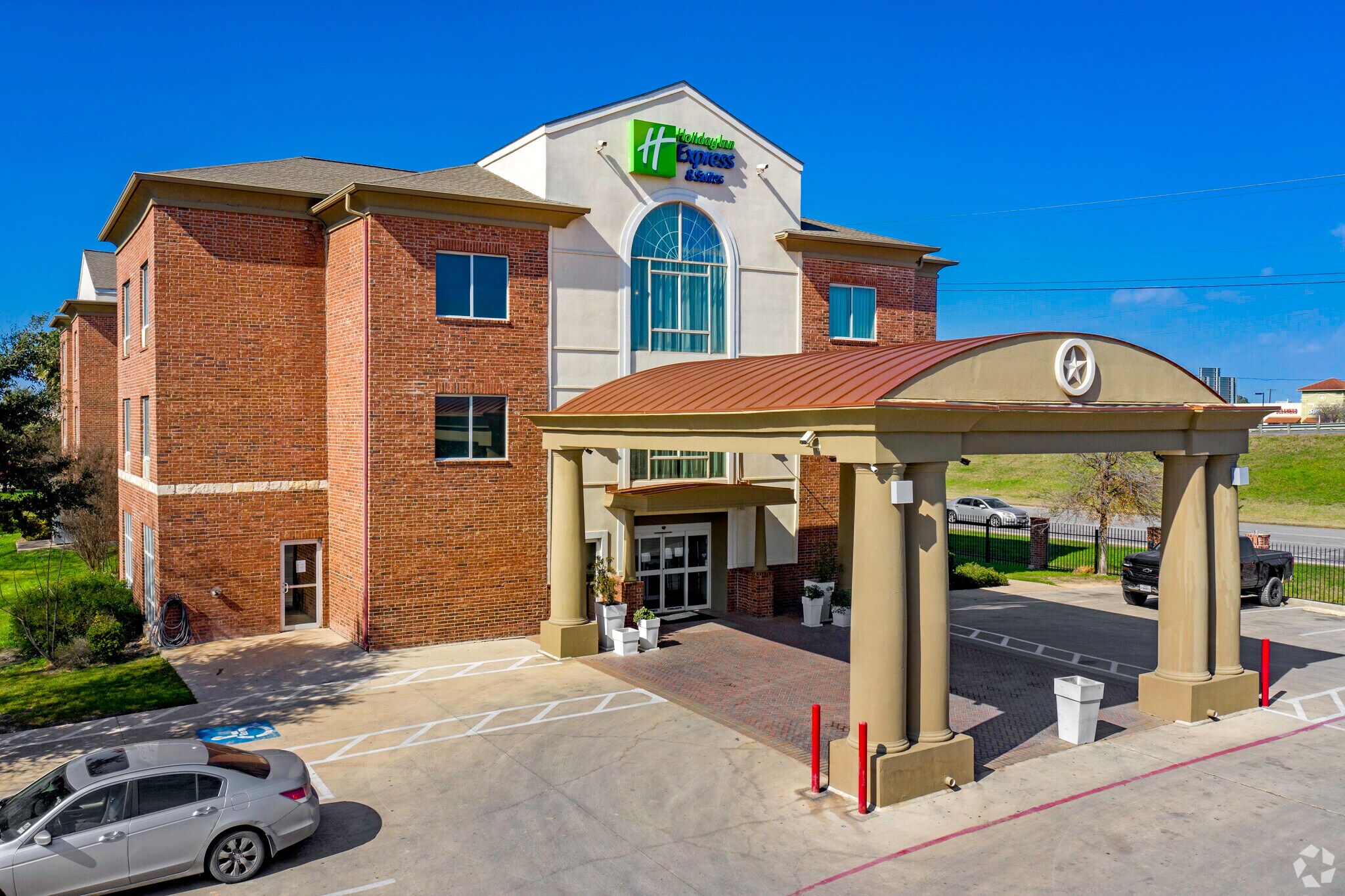 11400 SE Loop 410, San Antonio, TX for sale Building Photo- Image 1 of 1