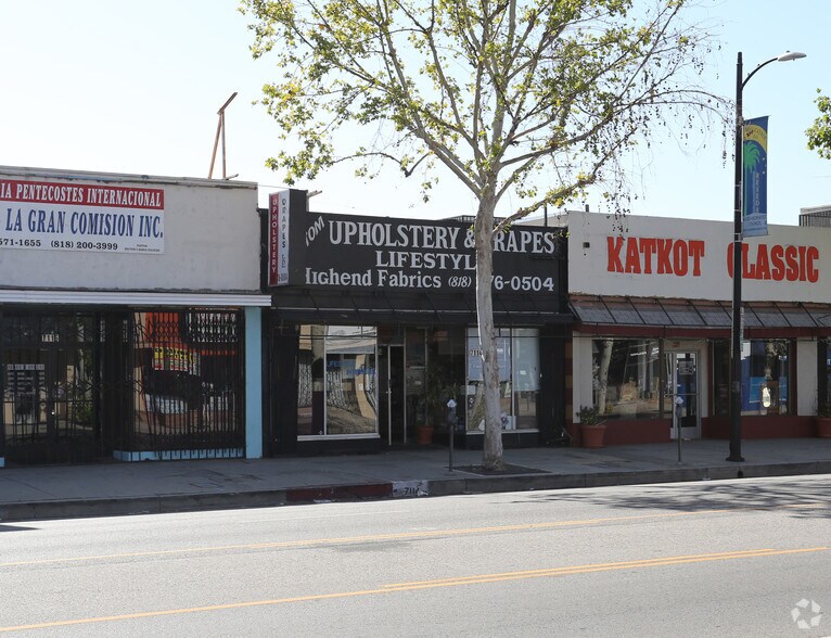 7114 Reseda Blvd, Reseda, CA for sale - Primary Photo - Image 1 of 1