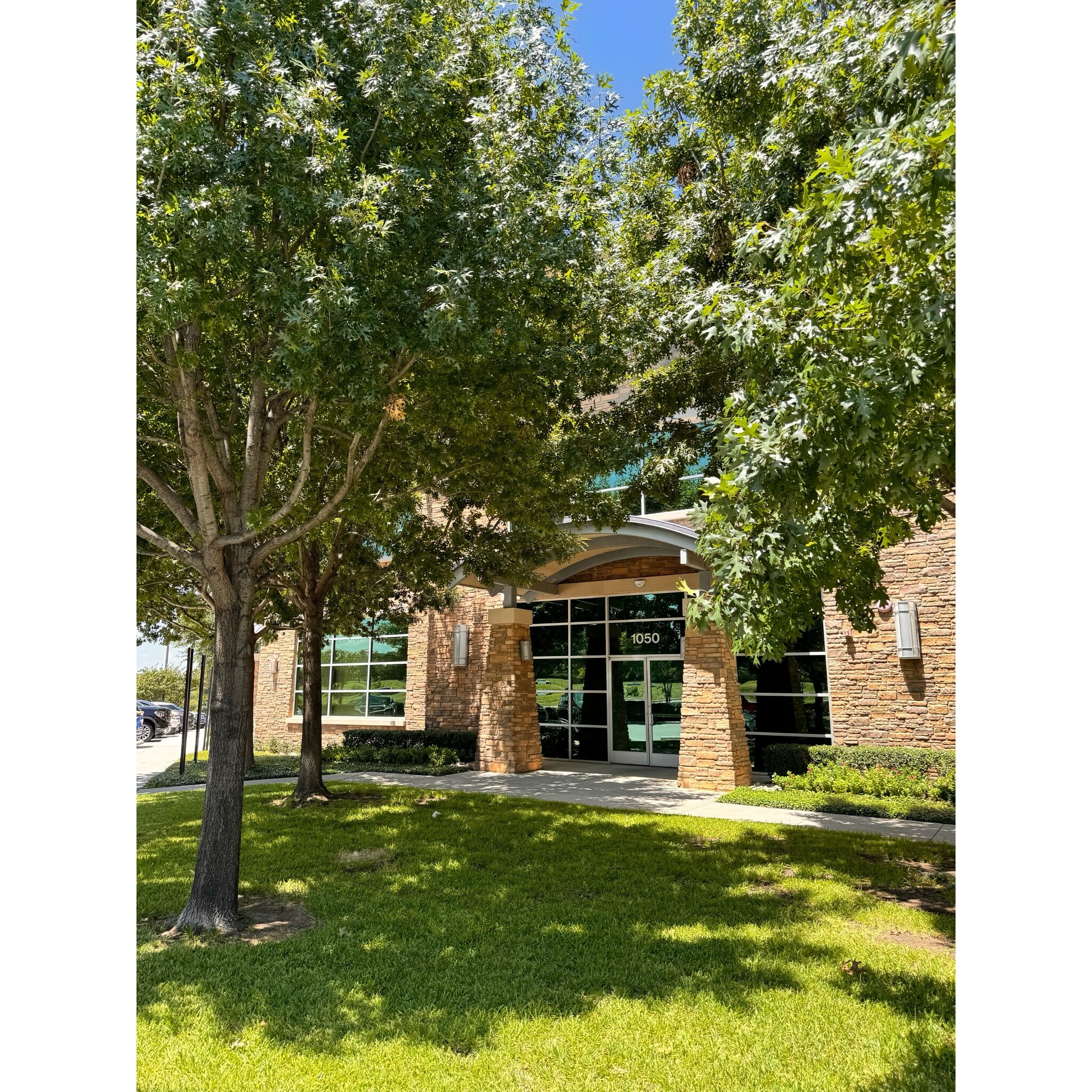 1050 E State Highway 114, Southlake, TX for lease Building Photo- Image 1 of 21