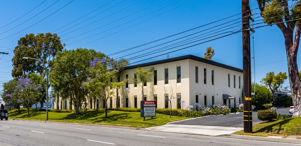 595 W Lambert Rd, Brea, CA for lease - Building Photo - Image 1 of 22