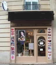 Retail in Paris for lease Building Photo- Image 1 of 4