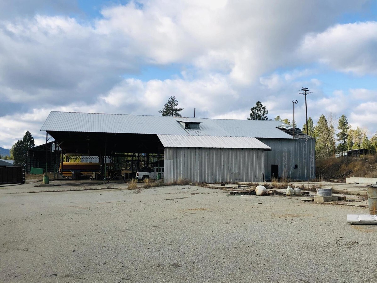 16 Timber Ln, Trout Creek, MT 59874