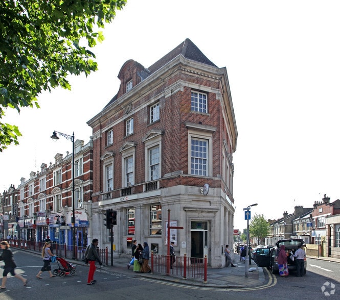 60-62 High St, London for sale - Primary Photo - Image 1 of 1