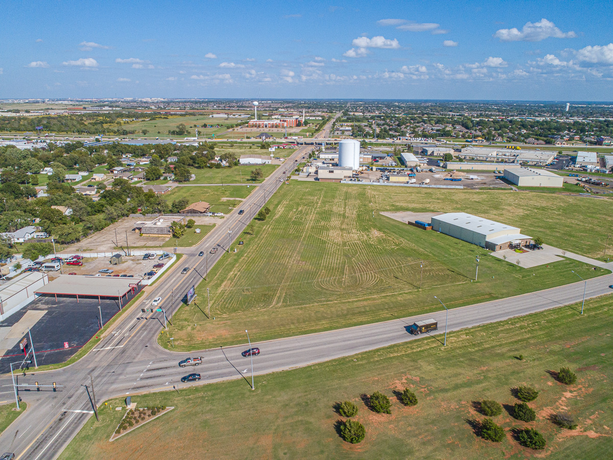 2600 N Shields Blvd, Moore, OK for sale Building Photo- Image 1 of 1