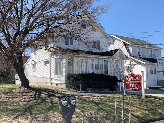 23 Langdon Pl, Lynbrook, NY for sale - Building Photo - Image 1 of 1