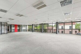 16 Rue Jean Desparmet, Lyon for lease Interior Photo- Image 2 of 13