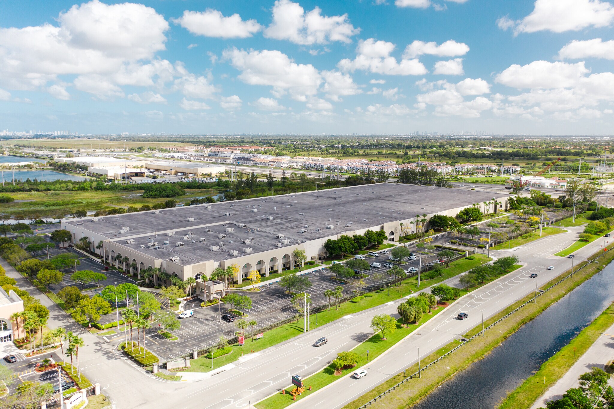3701 S Flamingo Rd, Miramar, FL 33027 | LoopNet