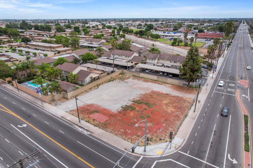 5022 Crescent Ave, La Palma, CA for sale - Aerial - Image 1 of 11