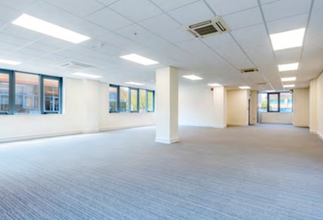 Beaconsfield Rd, Hatfield for lease Interior Photo- Image 2 of 4