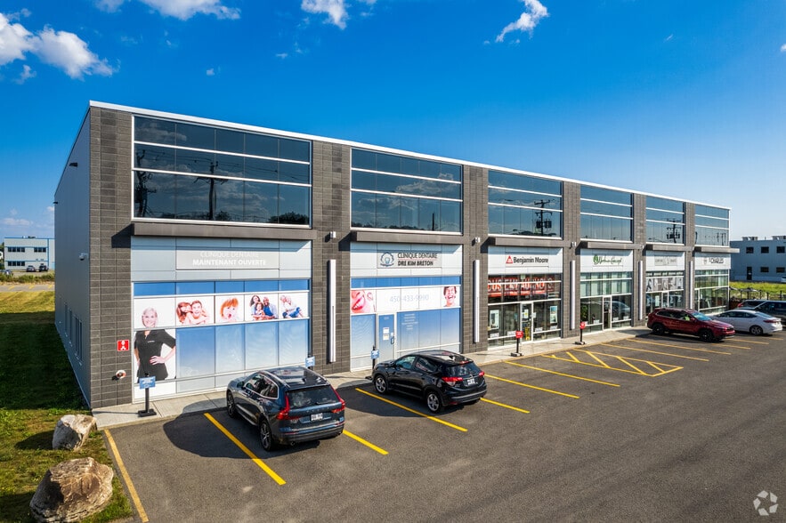 17680 Rue Charles, Mirabel, QC for lease - Building Photo - Image 3 of 5
