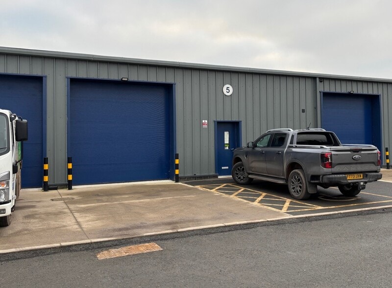 Moorbridge Road East Rd, Bingham for lease - Building Photo - Image 1 of 5