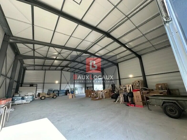 Flex in Vedène for lease - Interior Photo - Image 3 of 20