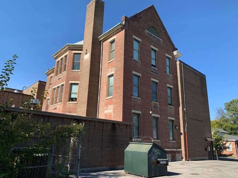 930 Mary St, Louisville, KY for sale - Building Photo - Image 2 of 3