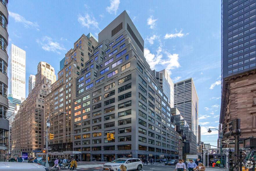 477 Madison Ave, New York, NY for lease - Building Photo - Image 1 of 6