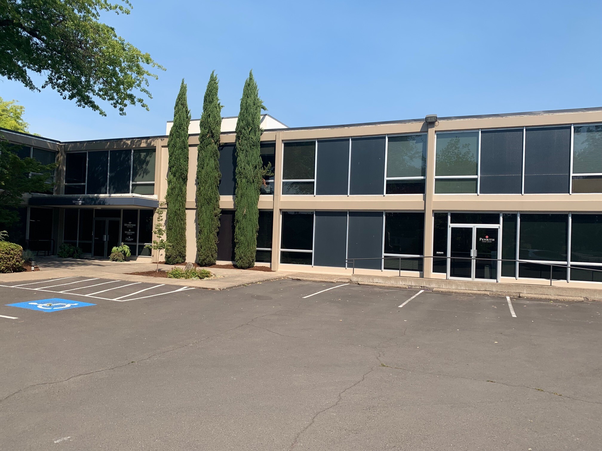 1600 Oak St, Eugene, OR for lease Building Photo- Image 1 of 9