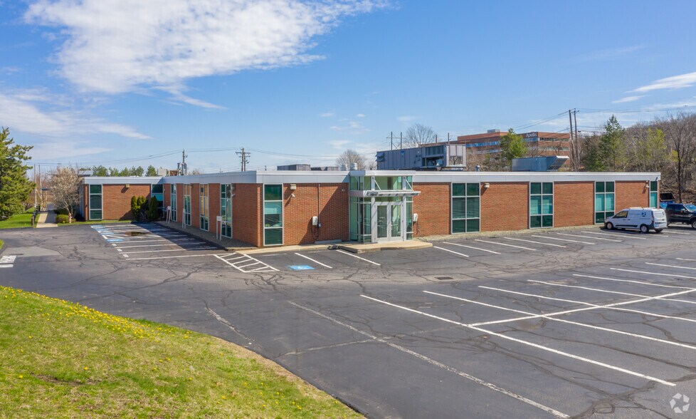 78 4th Ave, Waltham, MA for sale - Building Photo - Image 1 of 1