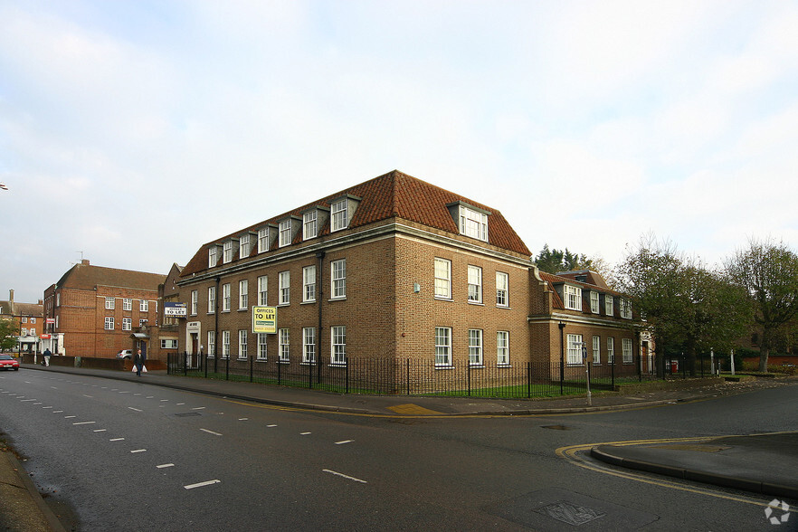 3-5 Rickmansworth Rd, Watford for lease - Building Photo - Image 3 of 8