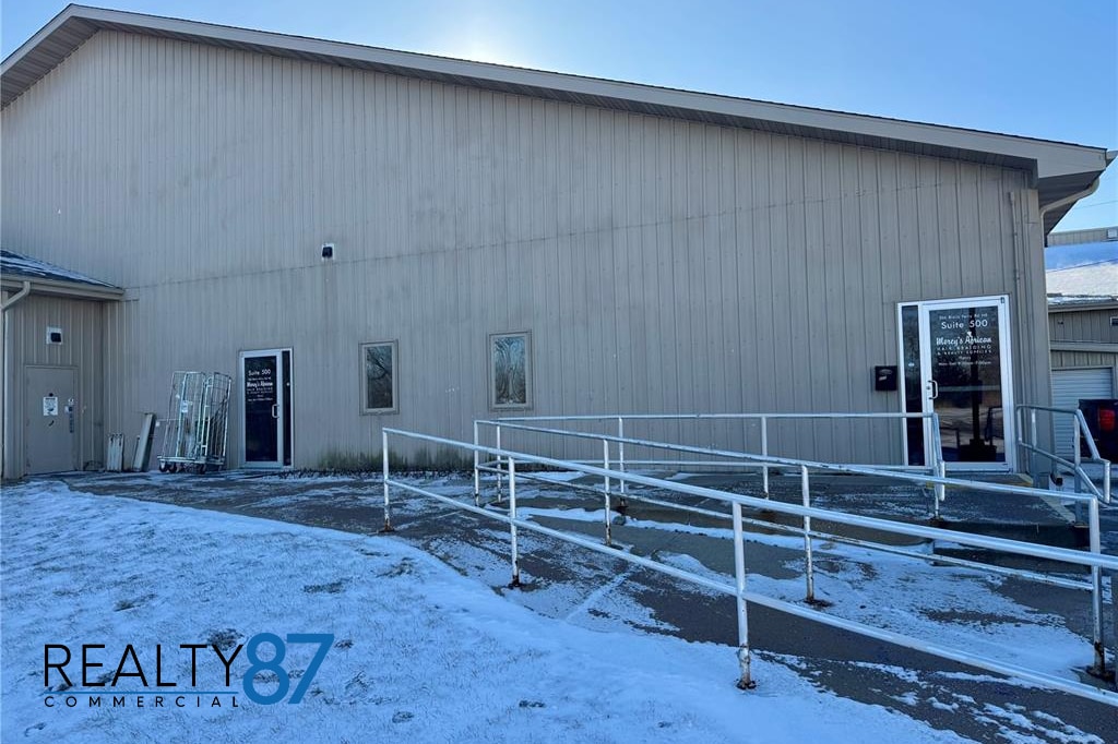 266 Blairs Ferry Rd NE, Cedar Rapids, IA for sale Building Photo- Image 1 of 11