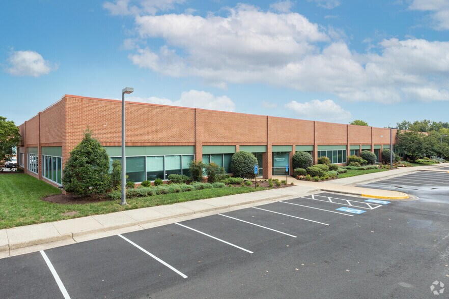 4206 Technology Ct, Chantilly, VA for sale - Primary Photo - Image 1 of 1