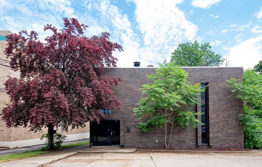 7311 Valley View Dr, Independence, OH for lease - Building Photo - Image 1 of 7